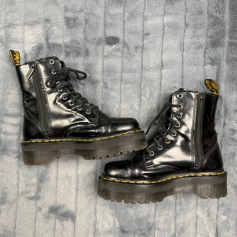 Dr. Martens Jadon Platform Boots Mens 6 Black Polished Leather 8-Eye Side Zip